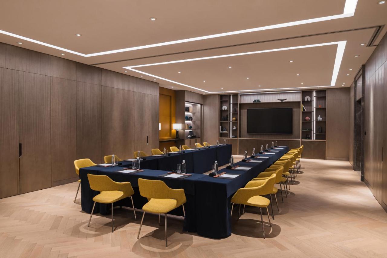 Hotel Mgm West Bund