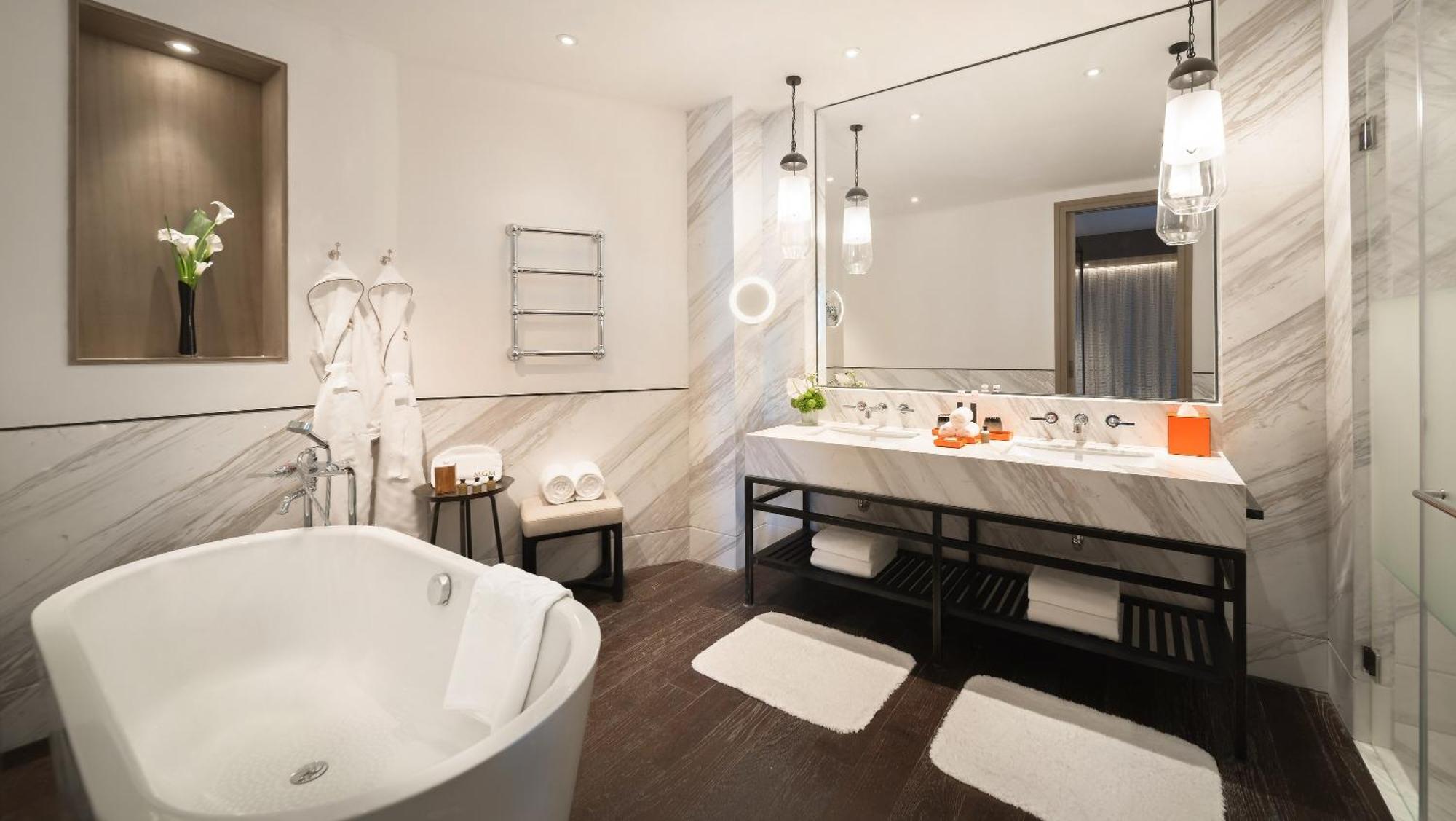 Hotel Mgm West Bund 5*