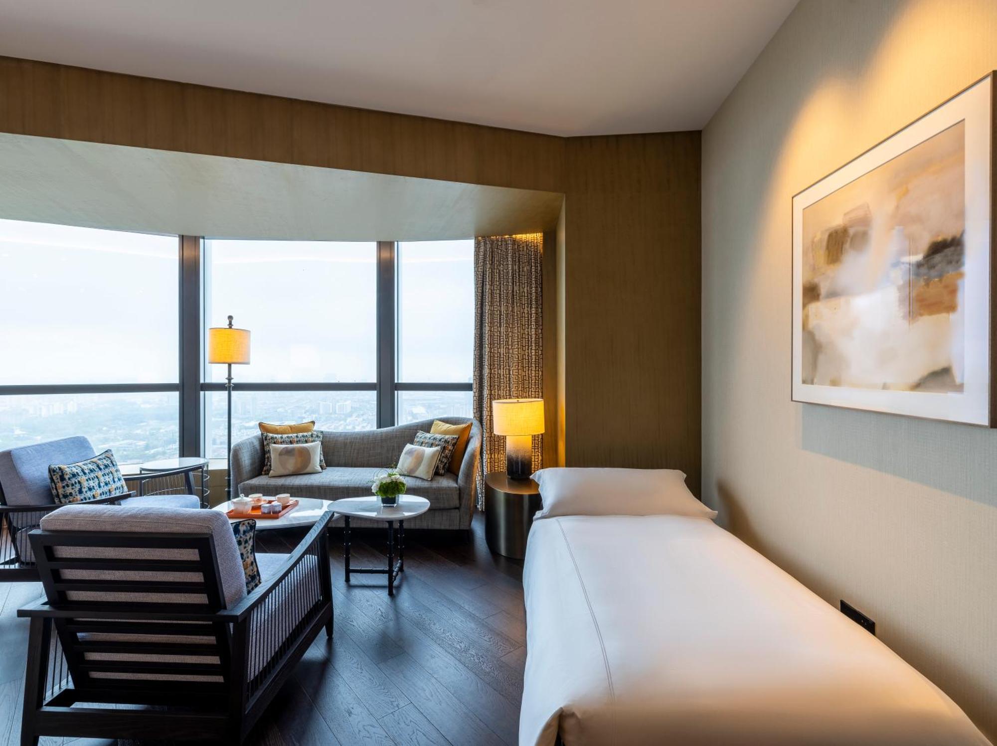 Mgm West Bund Hotel 5*